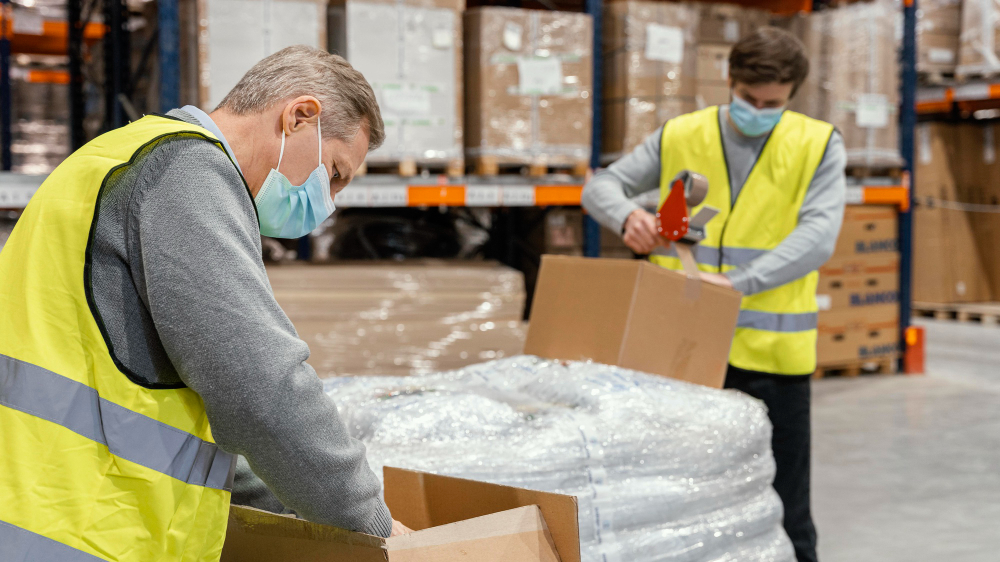 packing jobs in Italy